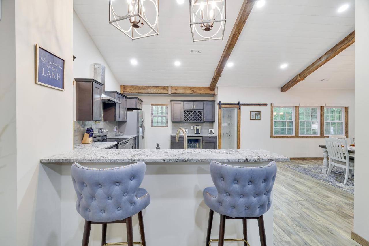 Whiskey Pines Retreat! Single Level Home, Outdoor Firepit, Ac, Bbq! Sleeps 9 In Lake Harmony! Exterior foto